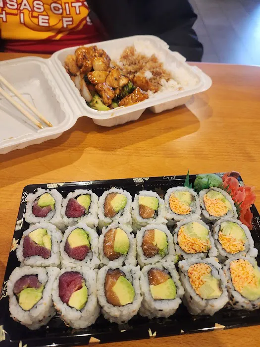 OKINII HIBACHI & SUSHI Picture 7