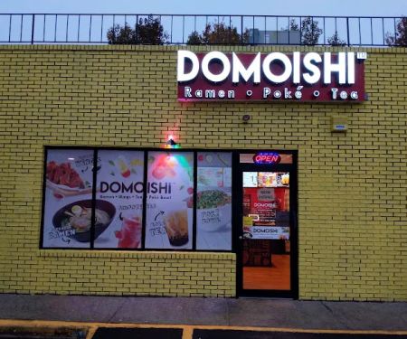 DOMOISHI ramen-poke-tea-wings