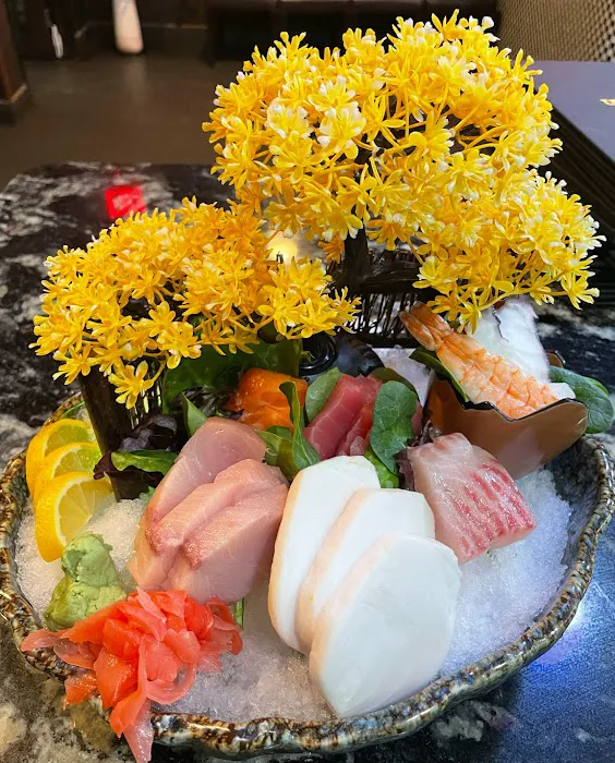 Hoden Ramen & Sushi Picture 10