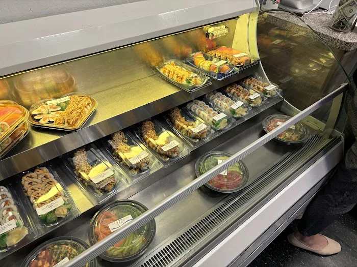 Zion sushi & poke bowls Picture 2