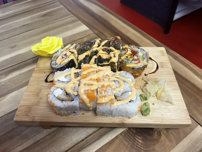 Roll & Rock Sushi and Hibachi Picture 2