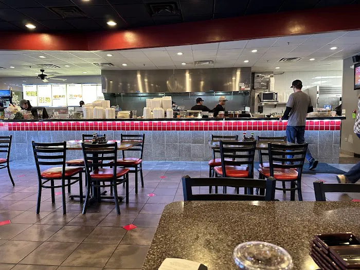 GoGo Sushi Express and Grill Picture 4