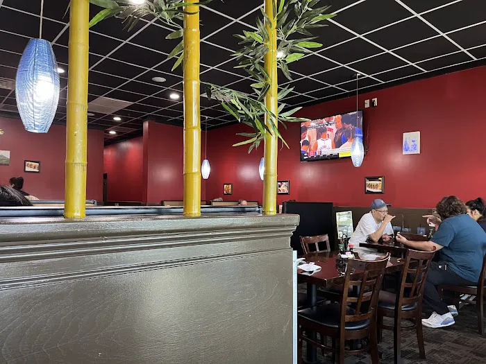 Volcano Sushi Bar & Hibachi Picture 3