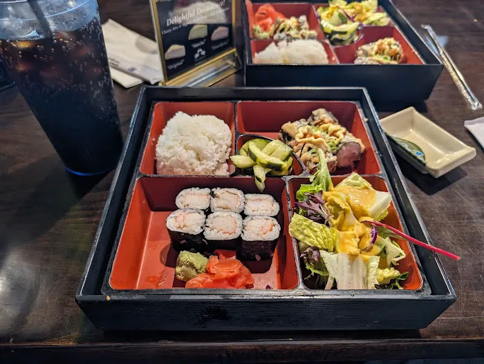 Volcano Sushi Bar & Hibachi Picture 7