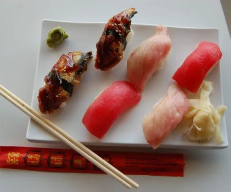 Nhinja Sushi May