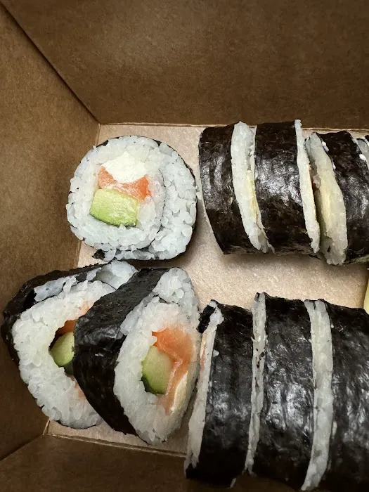 Nhinja Sushi Yukon Picture 10