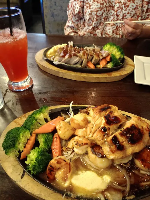 Kobe Sushi & Hibachi Steak House Picture 3