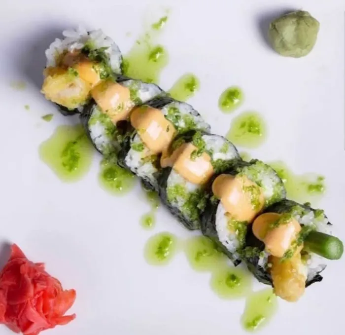 The Moon Sushi and Asian Bistro Picture 5