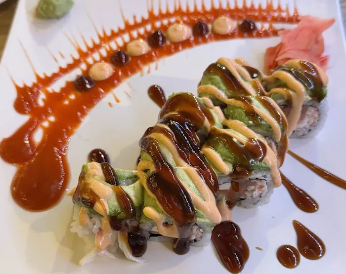 The Moon Sushi and Asian Bistro Picture 9