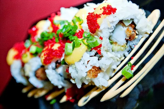 The Moon Sushi and Asian Bistro Picture 4