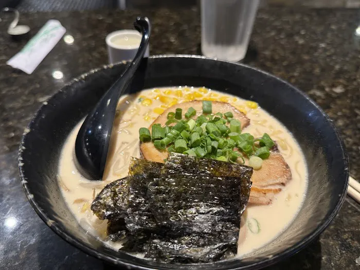 Tatsumaki Ramen & Lounge Picture 5