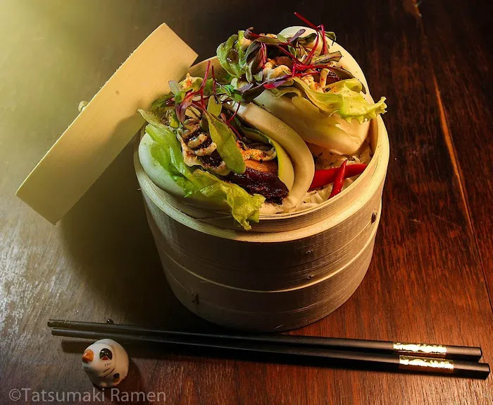 Tatsumaki Ramen & Lounge Picture 3