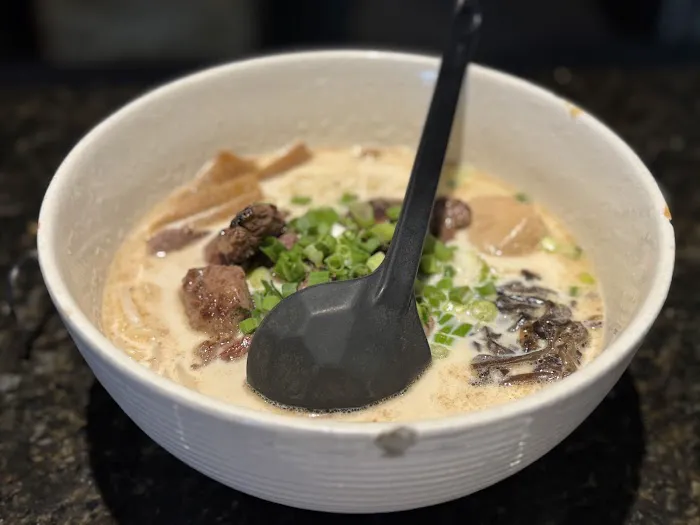 Tatsumaki Ramen & Lounge Picture 7
