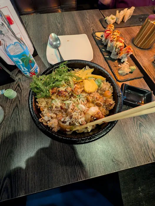 Kyoto Sushi Bar & Asian Bistro Picture 6