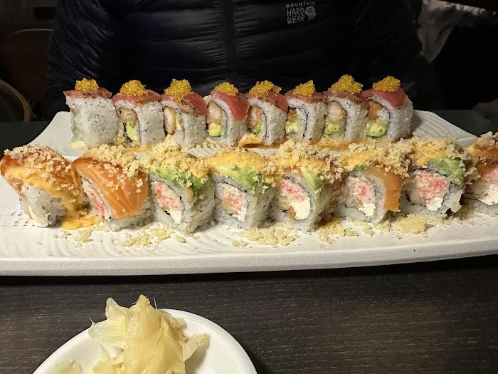 Cafe Icon Sushi & Grill Picture 4
