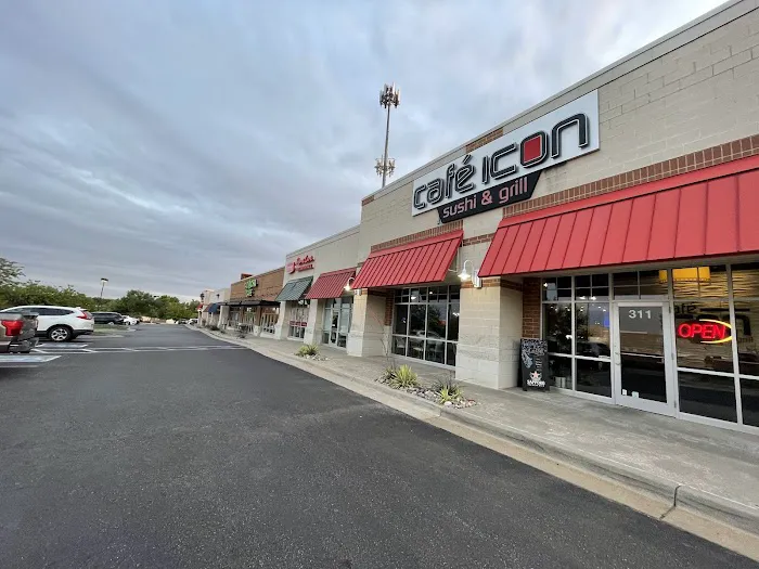 Cafe Icon Sushi & Grill Picture 8