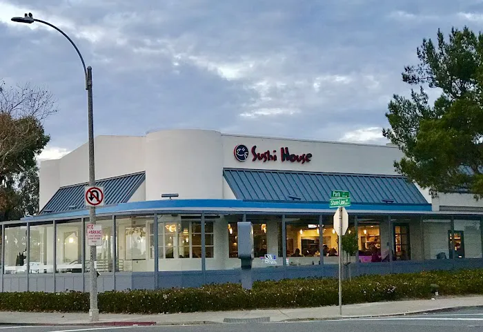 Sushi House Picture 1