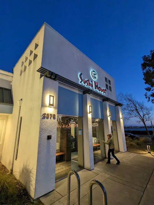 Sushi House Picture 8