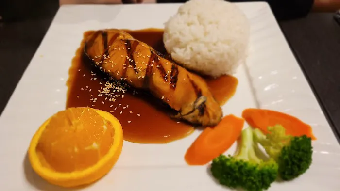 Sakura Sushi Bar & Grill Picture 8