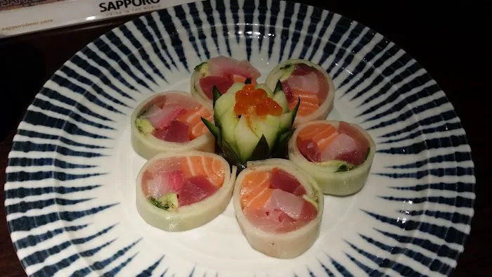 Sakura Sushi Bar & Grill Picture 1