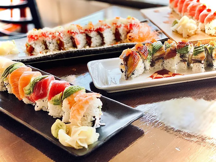 BLUEFIN SUSHI & THAI Picture 8
