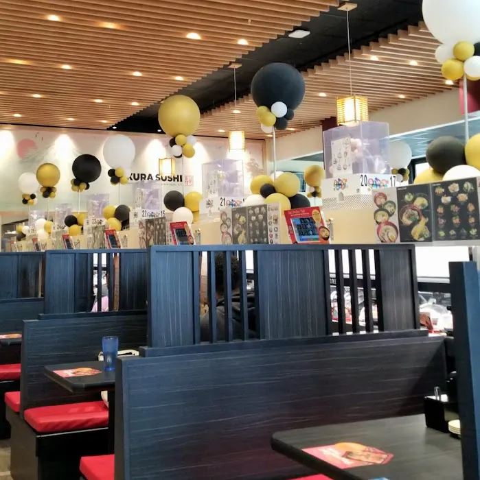 Kura Revolving Sushi Bar Picture 1