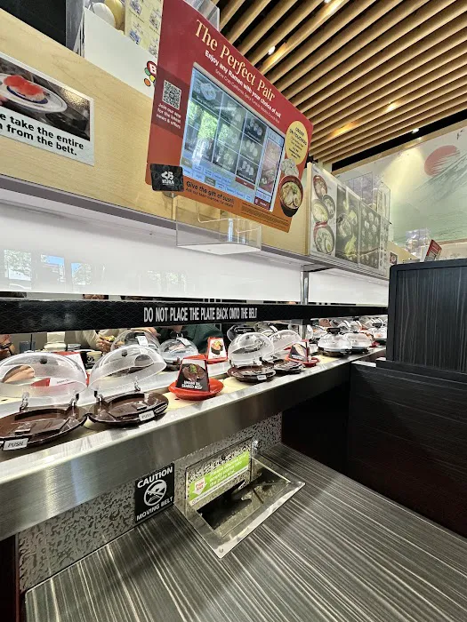 Kura Revolving Sushi Bar Picture 4