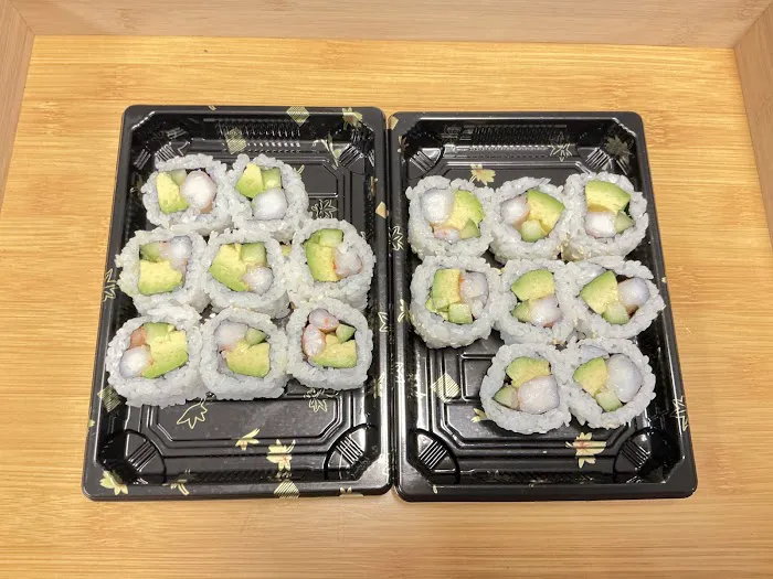 Sun Sun Sushi Shop Picture 4