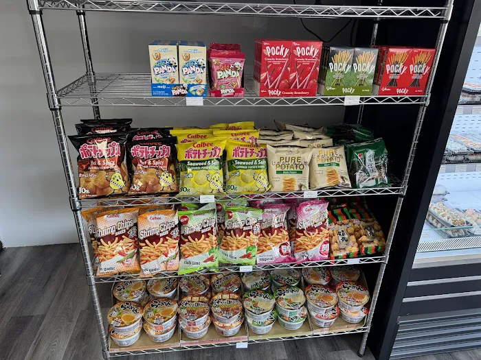 Sun Sun Sushi Shop Picture 3