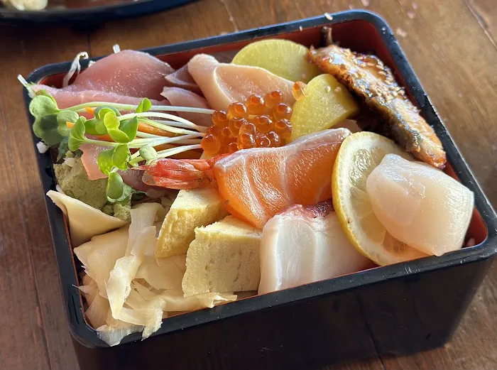 Kamado Sushi Picture 5