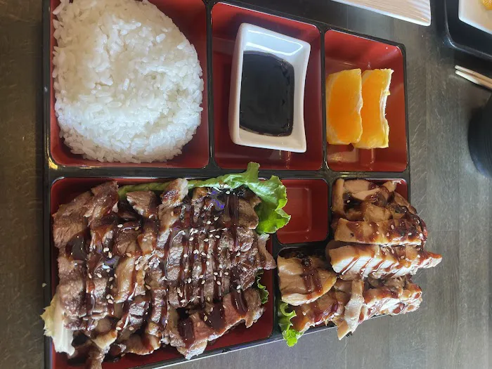 Tokyo Feng Ramen & Sushi Picture 6