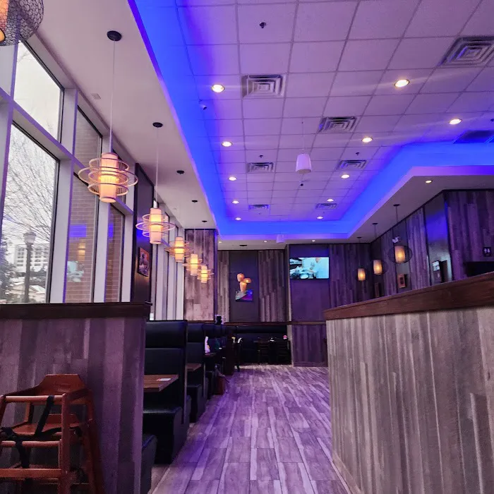 Nova II Sushi Bar & Asian Bistro Picture 7