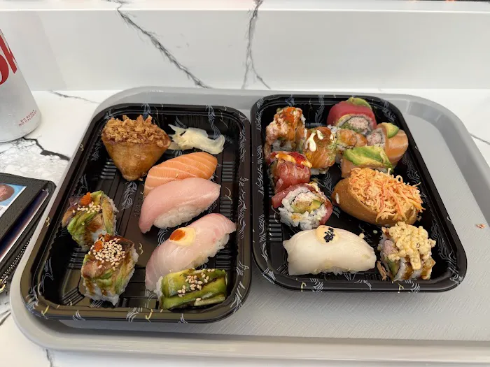 Umi Sushi by Weight Chicago Picture 3