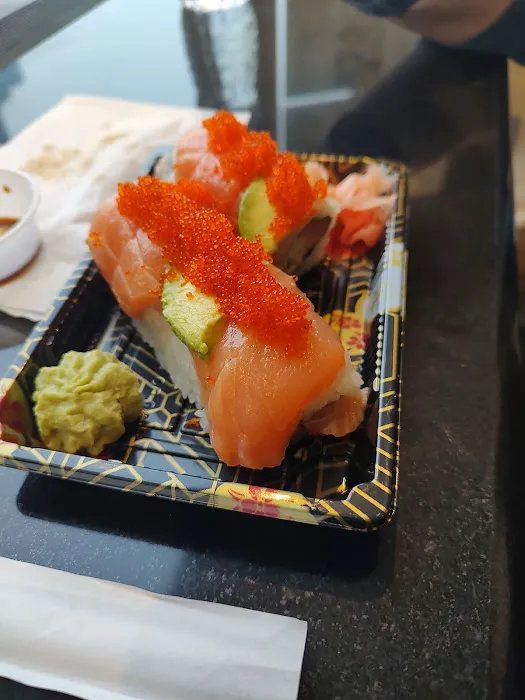 Osaka Sushi & Fresh Fruit Smoothies Picture 1