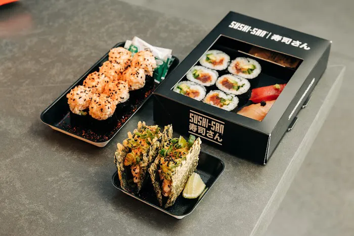 Sushi San Willis Tower Picture 1