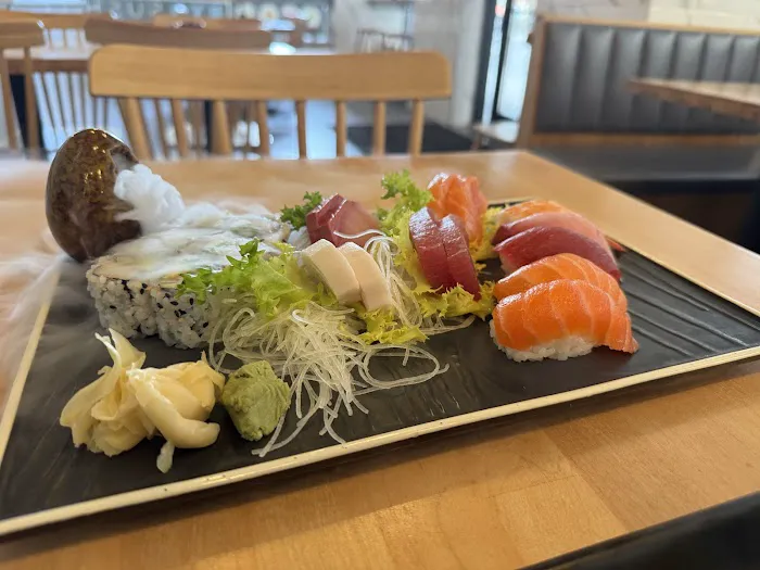 Ryo Sushi Picture 7