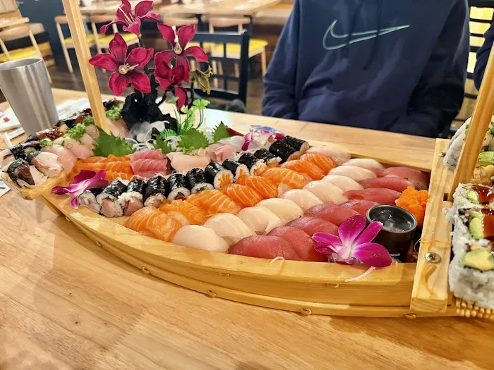 Sushi Nova - Chicago Picture 9