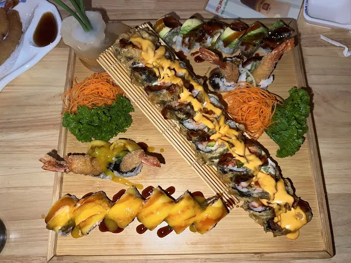 Sushi Nova - Chicago Picture 3