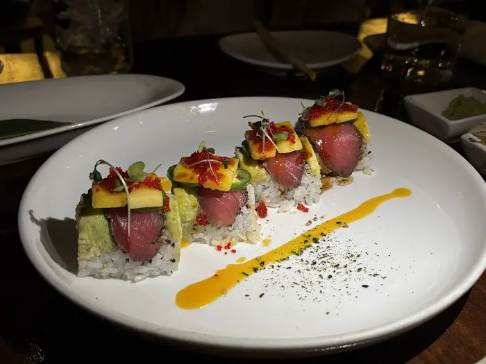 Eight Sushi Lounge Picture 3