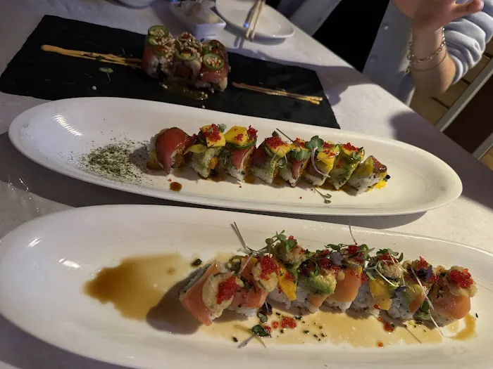 Eight Sushi Lounge Picture 5