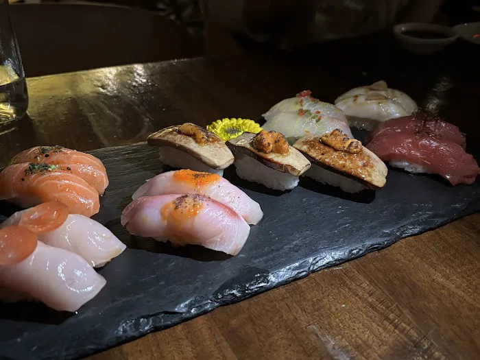 Eight Sushi Lounge Picture 6