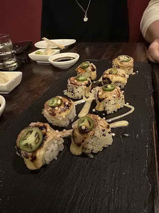 Eight Sushi Lounge Picture 7