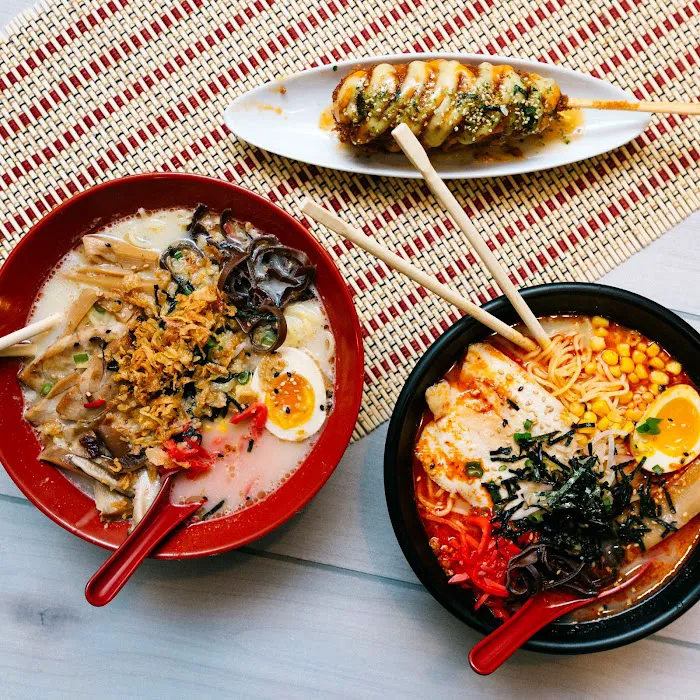 Lifting Noodles Ramen Picture 8
