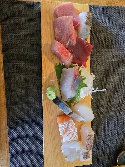 Chirori - Omakase & Sushi Picture 9