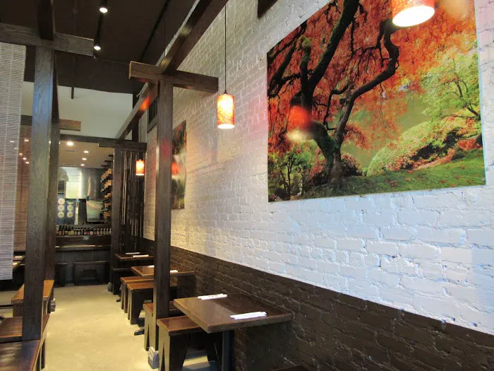 Wagaya - Emory Village Picture 2