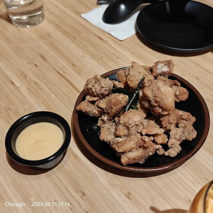 Kyuramen x TBaar - Downtown Chicago Picture 9