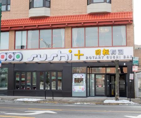 Sushi Plus Rotary Sushi Bar - Chinatown