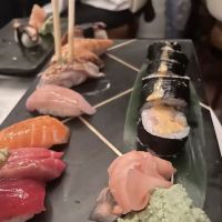 Friends Sushi on Rush ico