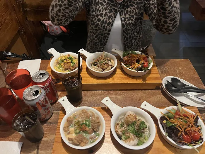 Friends Ramen Picture 9