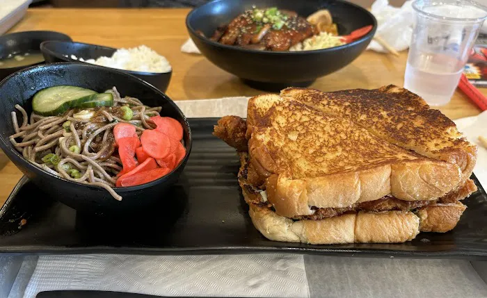 Tenya Japanese Eatery Picture 2